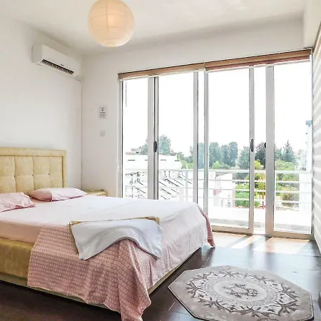 Rix Sunny Apartments Kyrenia  Exterior photo