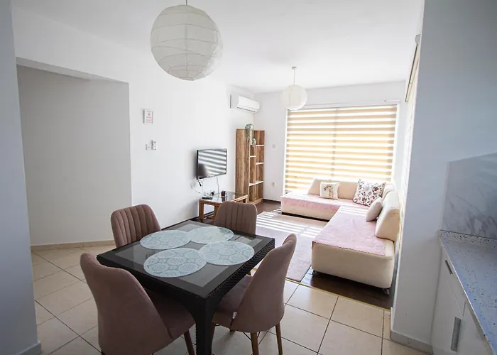 Rix Sunny Apartments